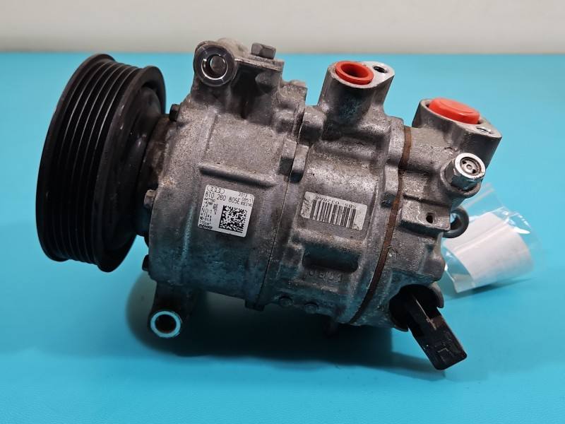 Компресор кондиціонера Audi A5 8T 8T0260805E — фото деталі 5