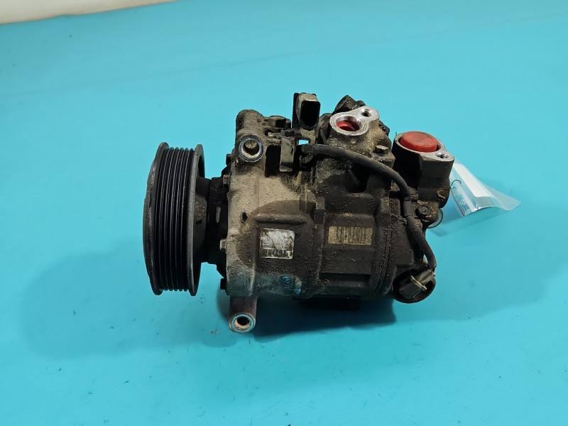 Компрессор кондиционера Audi A4 B8 8K0260805J — фото детали 2