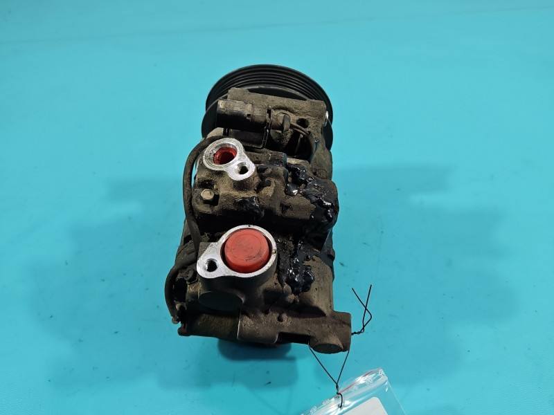 Компрессор кондиционера Audi A4 B8 8K0260805J — фото детали 5