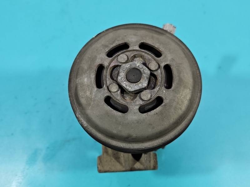 Компрессор кондиционера Toyota Yaris 3 447250-2500 — фото детали 6