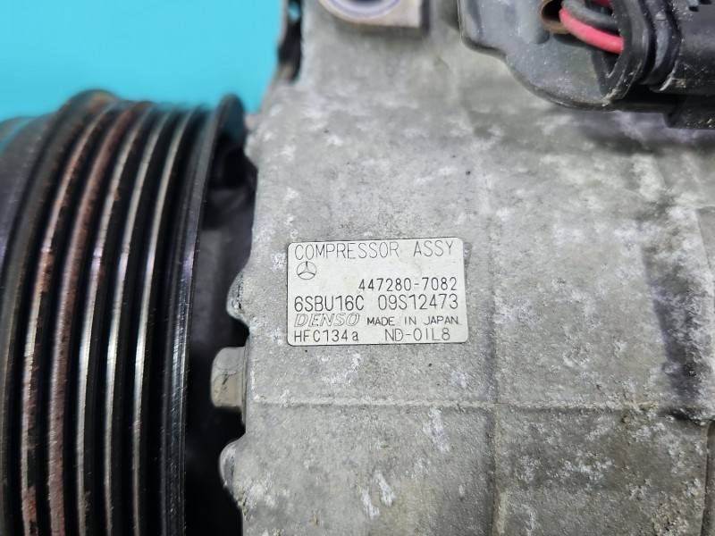 Компресор кондиціонера Mercedes E W212 A0008303600 — фото деталі 4