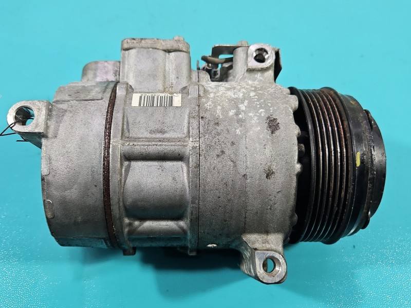 Компресор кондиціонера Mercedes E W212 A0008303600 — фото деталі 7