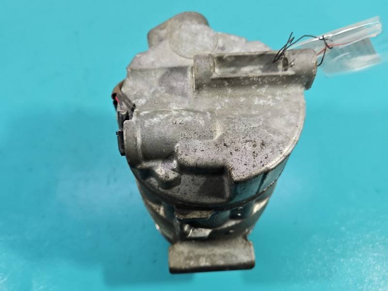 Компресор кондиціонера Mercedes E W212 A0008303600 — фото деталі 8