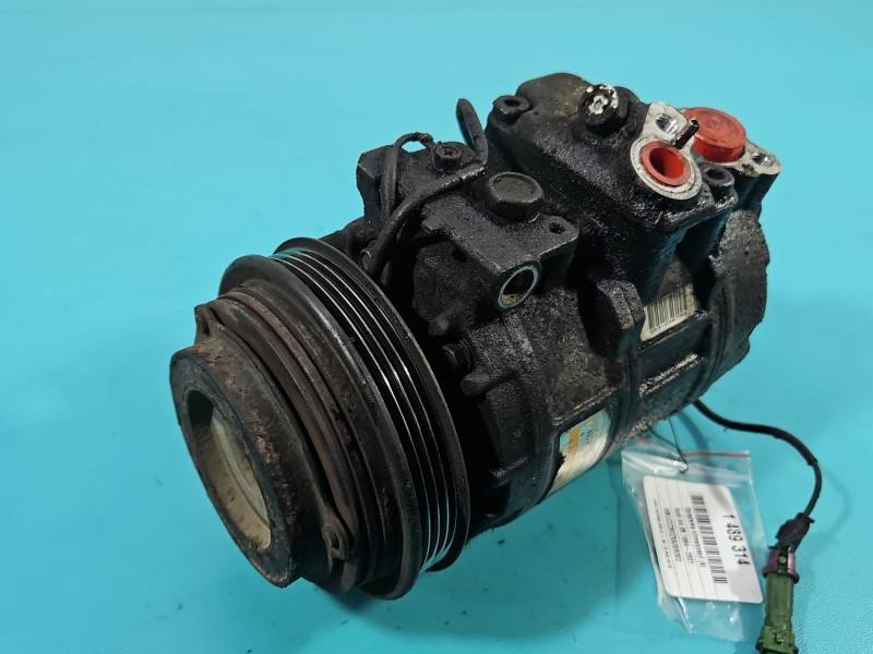 Компресор кондиціонера Audi A4 B5 4B0260805C