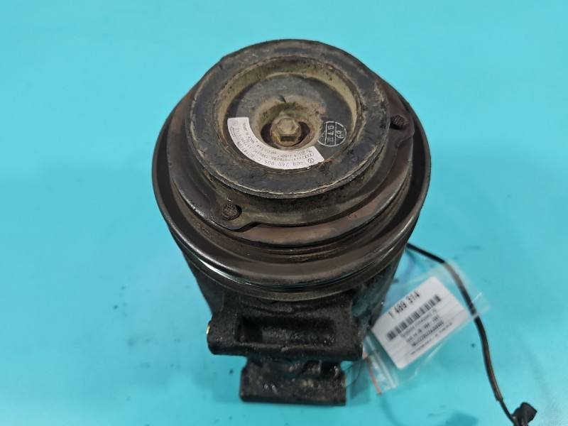 Компресор кондиціонера Audi A4 B5 4B0260805C — фото деталі 6