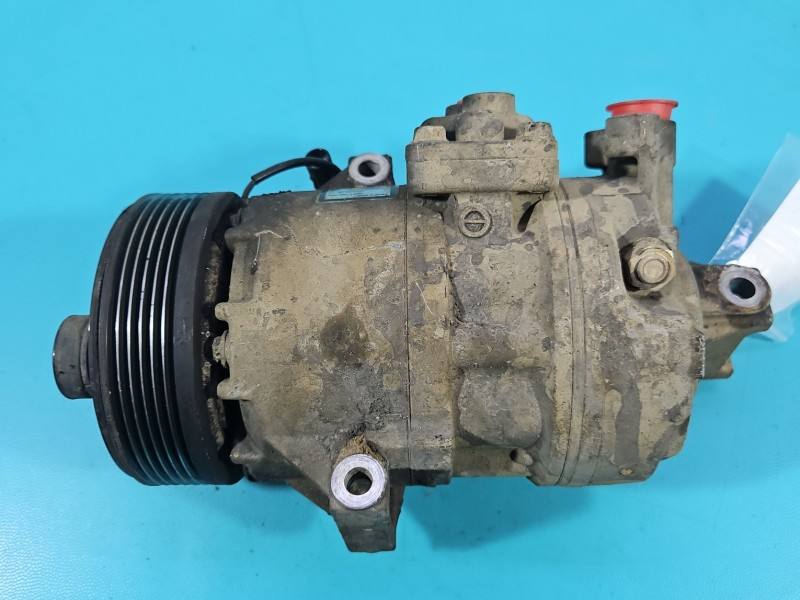 Компрессор кондиционера Suzuki Grand Vitara 95201-76KA0 — фото детали 3