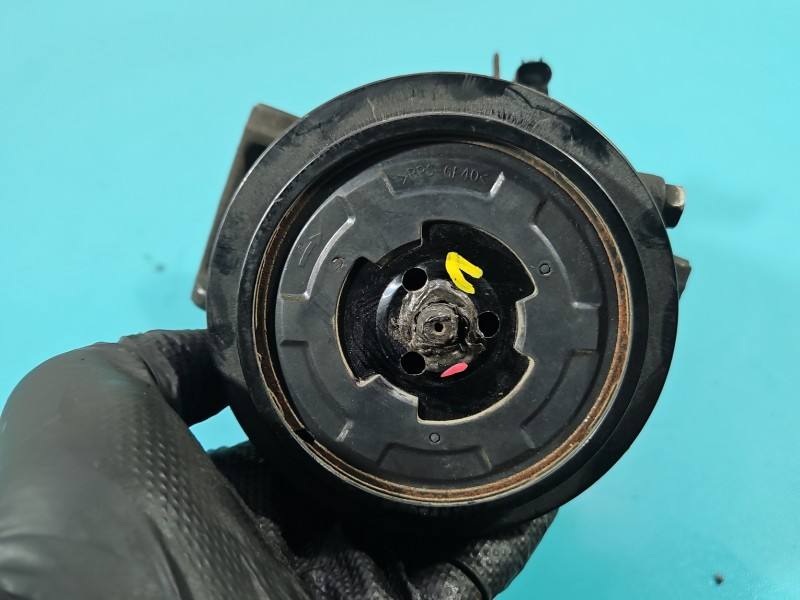 Компресор кондиціонера Mercedes A W169 A0012303511 — фото деталі 8