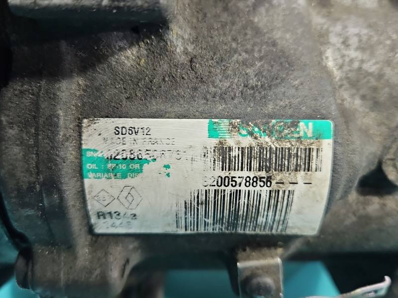 Компресор кондиціонера Renault Clio — фото деталі 3