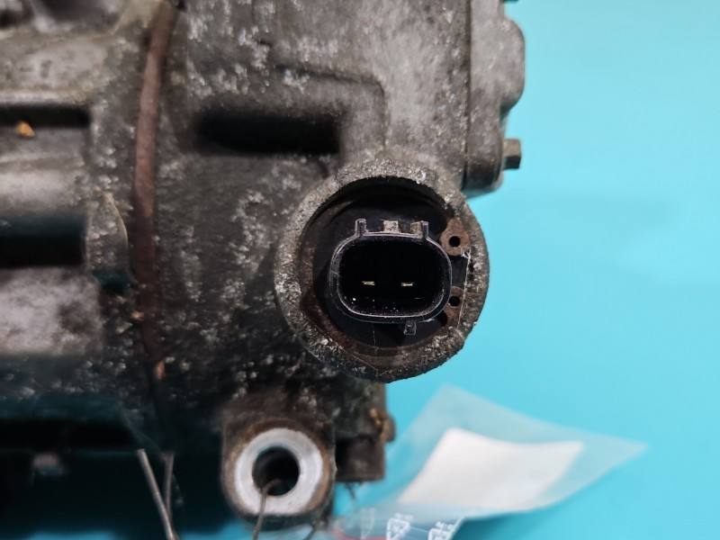 Компресор кондиціонера Toyota Auris 447260-1257 — фото деталі 7
