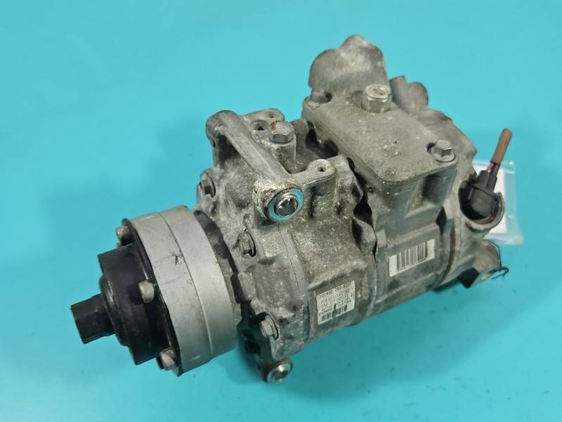 Компрессор кондиционера Audi A7 4G 4G0260805F