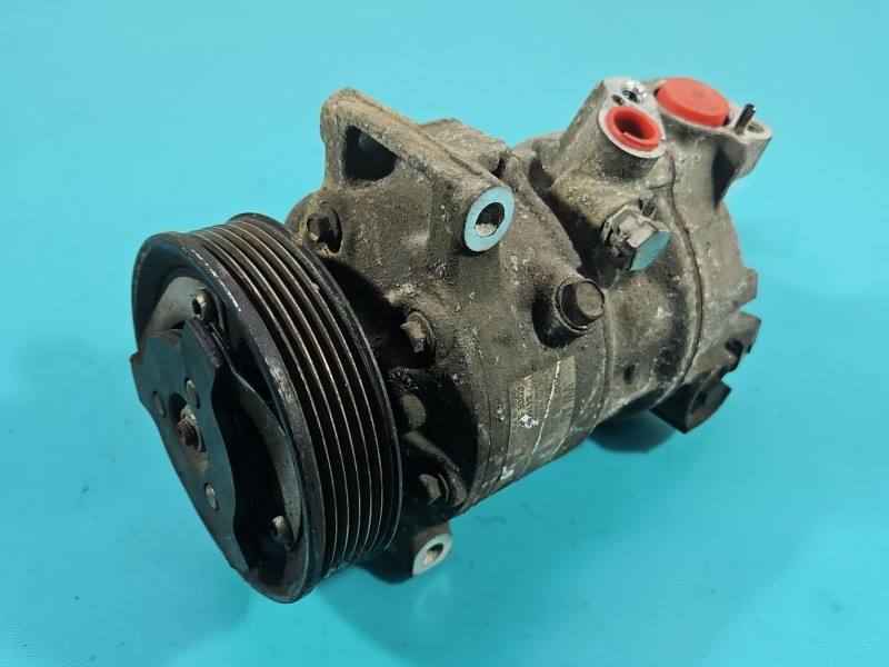 Компресор кондиціонера Skoda Fabia 3 5Q0816803F