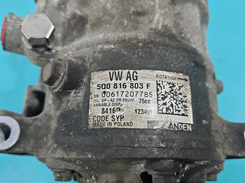 Компресор кондиціонера Skoda Fabia 3 5Q0816803F — фото деталі 4