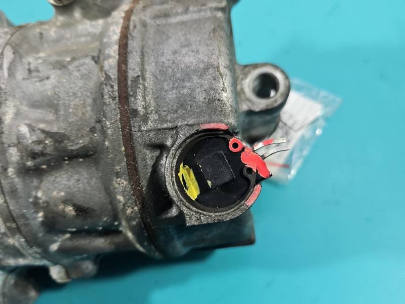 Компрессор кондиционера Seat Leon 5Q0820803C — фото детали 4