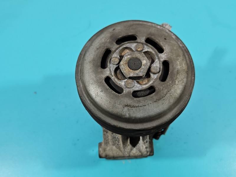 Компрессор кондиционера Toyota Yaris 3 447260-4201 — фото детали 6