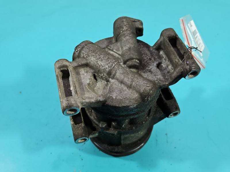 Компрессор кондиционера Toyota Yaris 3 447260-4201 — фото детали 8