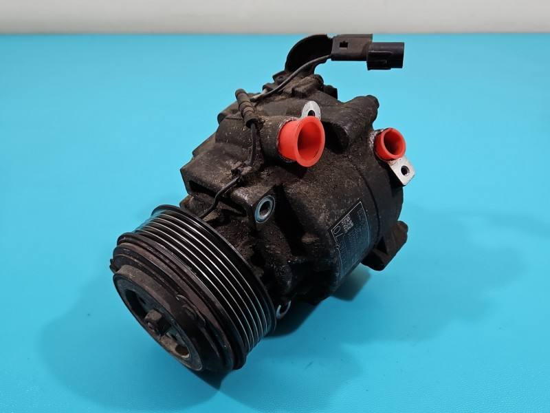 Компрессор кондиционера Mitsubishi Outlander 7813A370