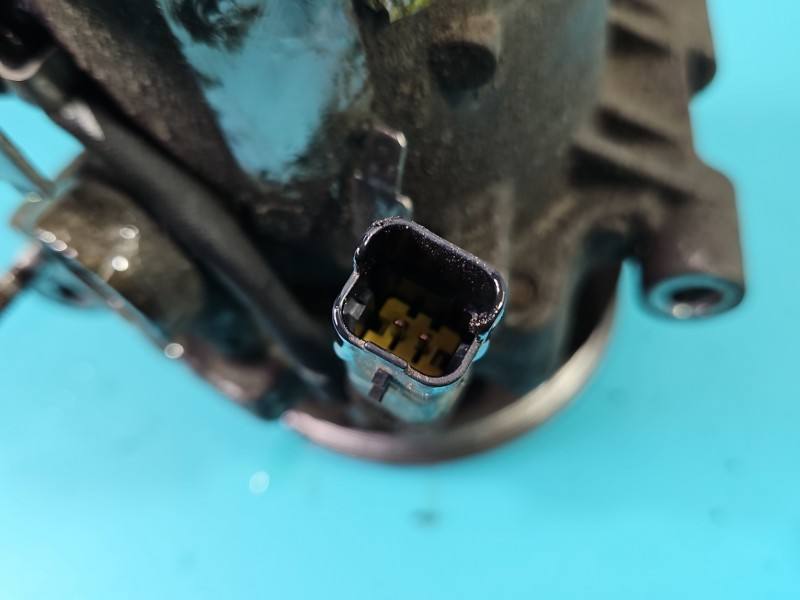 Компрессор кондиционера Peugeot Expert — фото детали 11