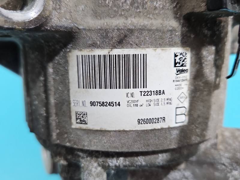 Компрессор кондиционера Dacia Sandero 926000287R — фото детали 7