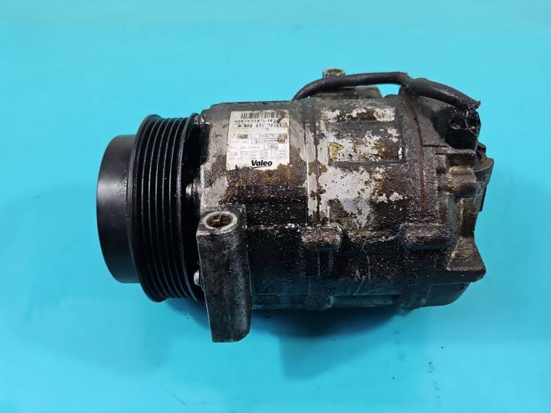 Компресор кондиціонера Mercedes Vito A0022307211 — фото деталі 4