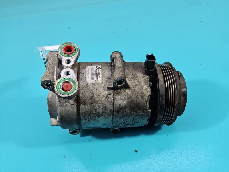 Компресор кондиціонера Ford C-Max KTT090049 — фото деталі 2