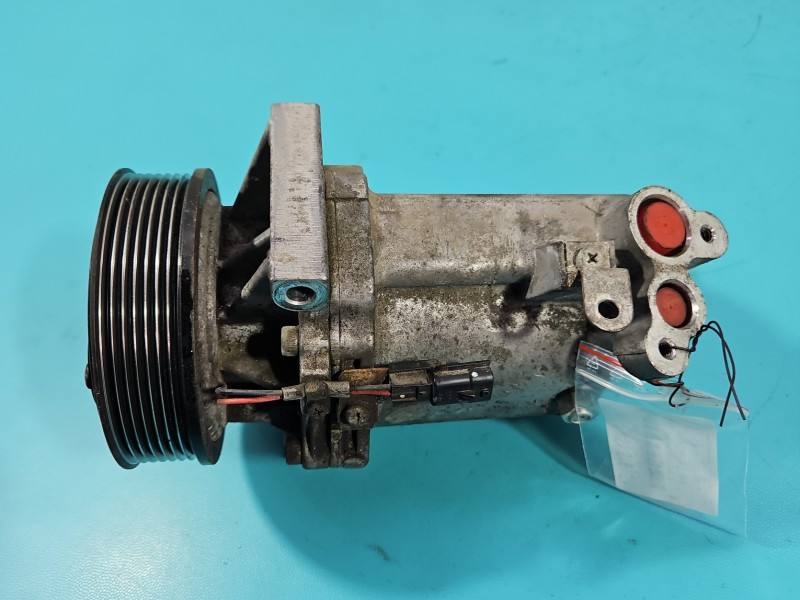 Компресор кондиціонера Nissan Juke 92600-BV80A — фото деталі 2
