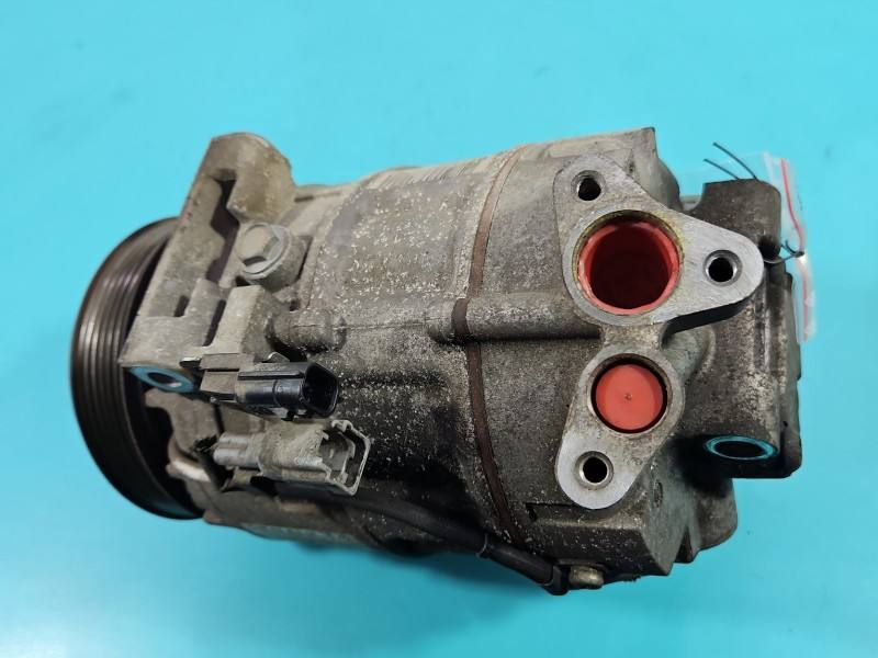 Компресор кондиціонера Renault Laguna 8200720780 — фото деталі 9