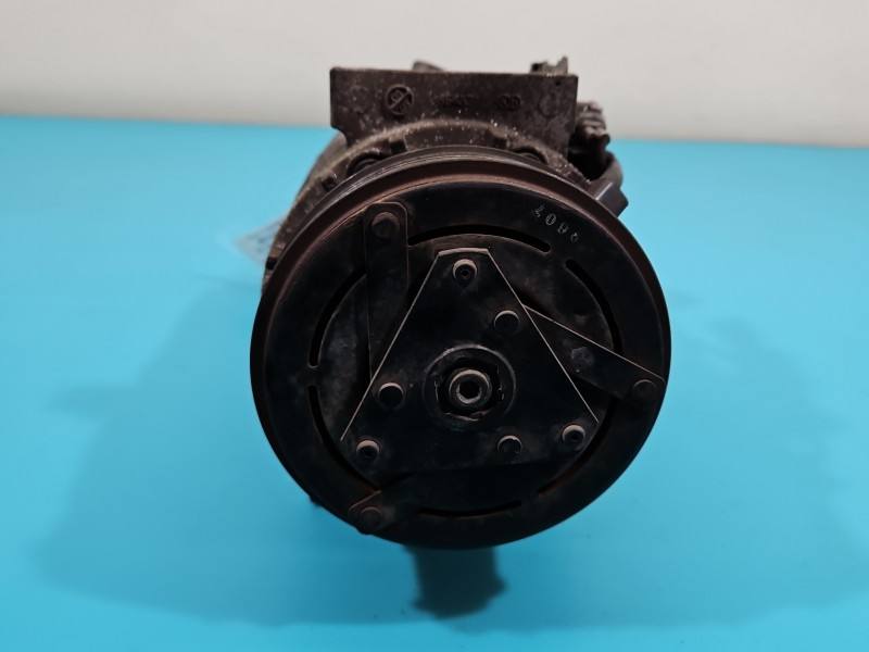 Компресор кондиціонера Renault Megane 3 8200869742-A — фото деталі 2