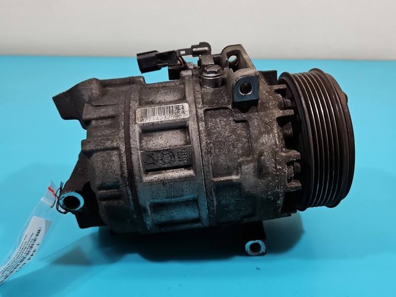 Компресор кондиціонера Renault Megane 3 8200869742-A — фото деталі 3
