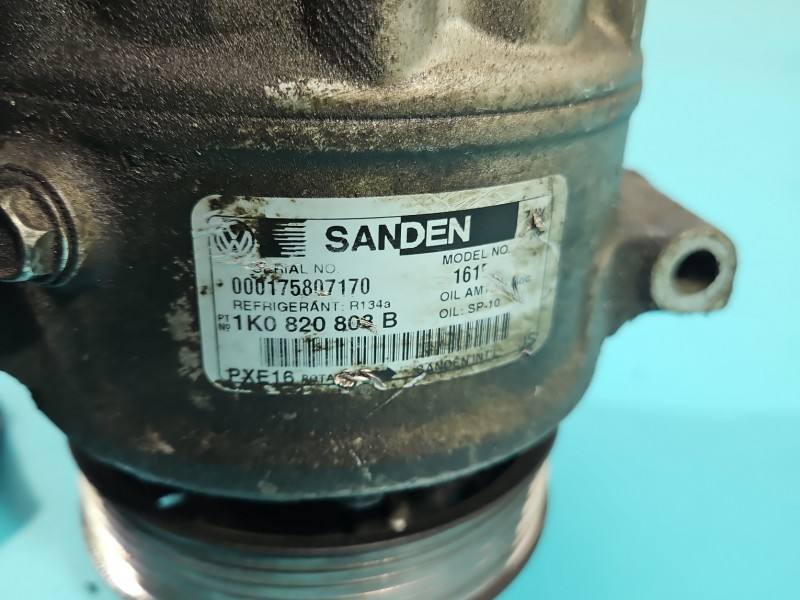 Компресор кондиціонера Volkswagen Golf 6 1K0820808B — фото деталі 8