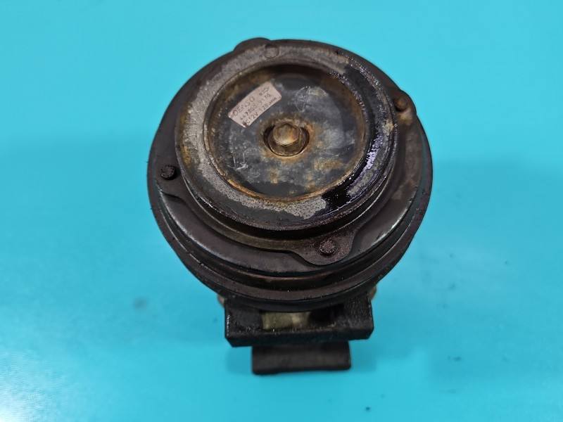 Компресор кондиціонера Suzuki Liana 447300-9130 — фото деталі 6