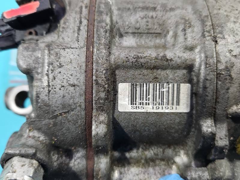 Компресор кондиціонера Skoda Superb 3 5Q0816803 — фото деталі 6