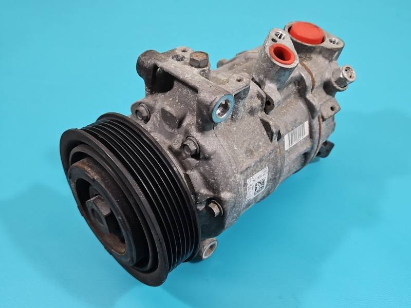 Компресор кондиціонера Audi A4 B8 8T0260805E