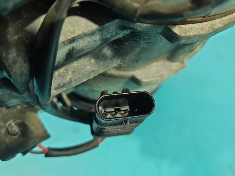 Компрессор кондиционера Mercedes B W246 447280-6541 — фото детали 8