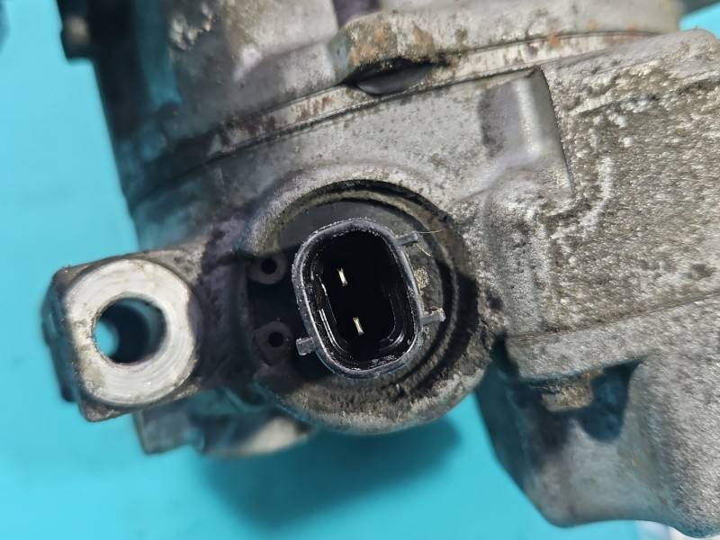 Компрессор кондиционера Toyota Avensis T25 447190-3660 — фото детали 9