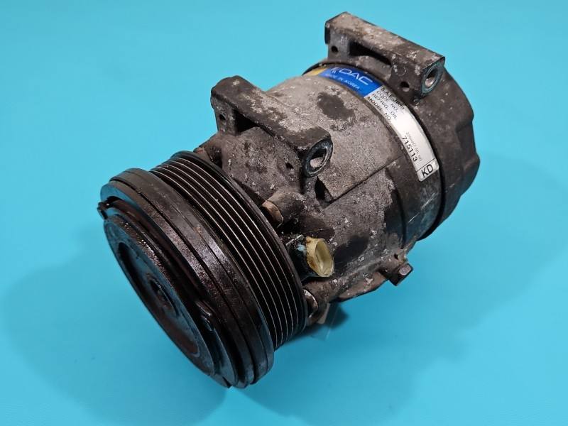 Компрессор кондиционера Chevrolet Epica 715113
