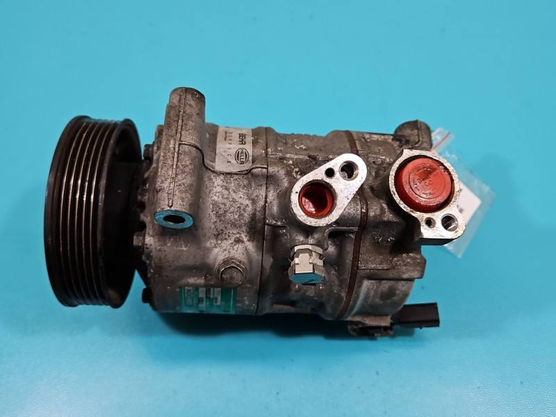 Компресор кондиціонера Volkswagen Golf plus 8FK351135-421 — фото деталі 6