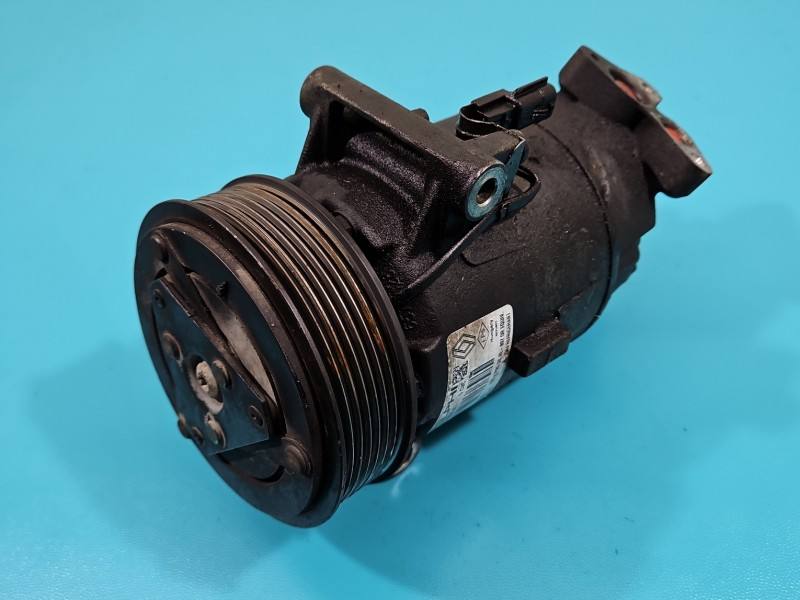 Компрессор кондиционера Renault Scenic 2 8200356576