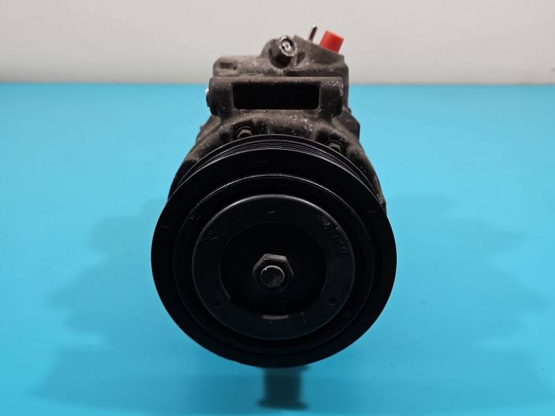 Компресор кондиціонера Volkswagen Golf 5 1K0820803P — фото деталі 2