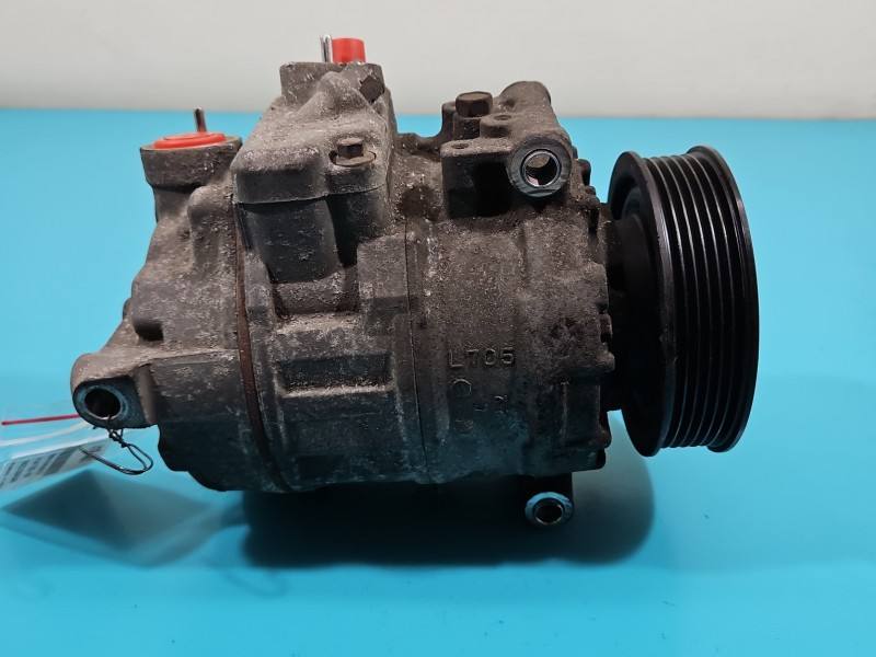 Компресор кондиціонера Volkswagen Golf 5 1K0820803P — фото деталі 3
