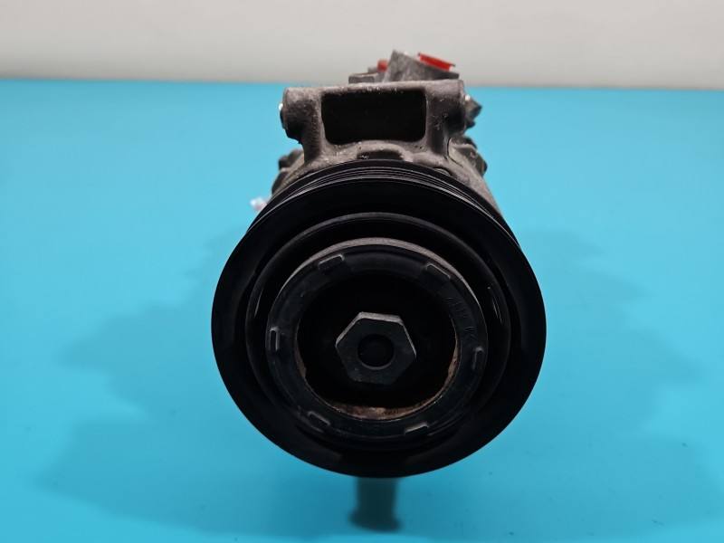 Компрессор кондиционера Audi Q5 8T0260805E — фото детали 2