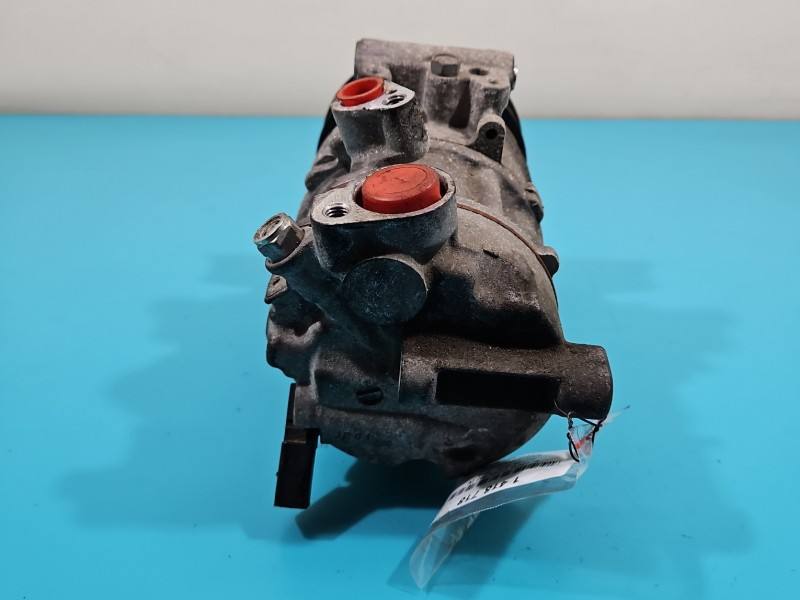 Компрессор кондиционера Audi Q5 8T0260805E — фото детали 4