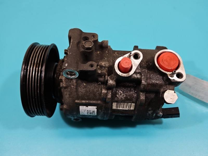 Компрессор кондиционера Volkswagen Polo 5Q0820803 — фото детали 7