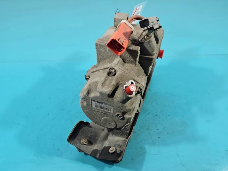 Компрессор кондиционера Tesla Model S 042200-0691 — фото детали 4