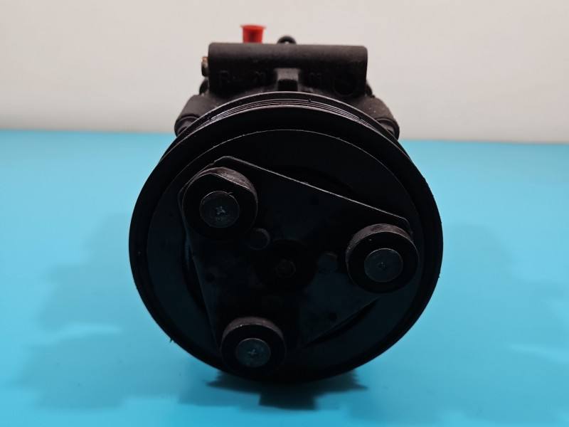Компрессор кондиционера Ford Focus 6G91-19D629-DB — фото детали 2