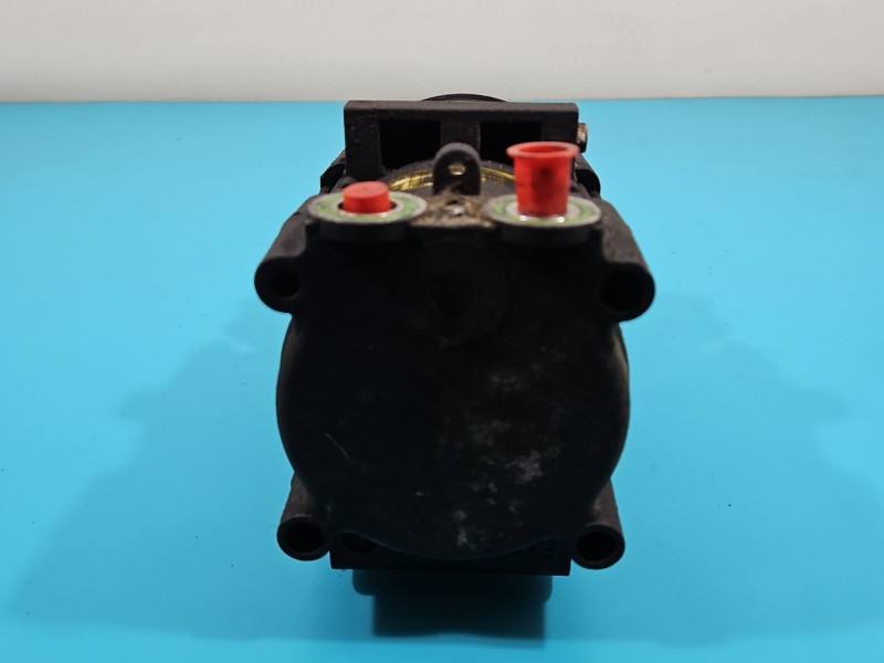 Компрессор кондиционера Ford Focus 6G91-19D629-DB — фото детали 4