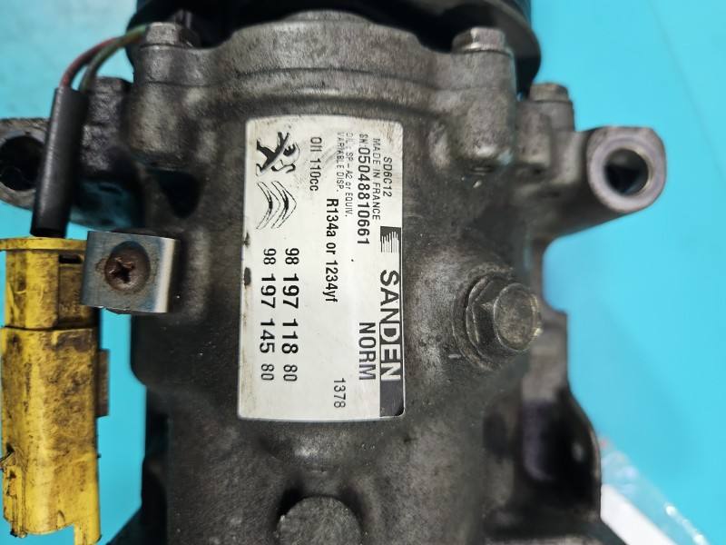 Компрессор кондиционера Peugeot 508 9819711880 — фото детали 9