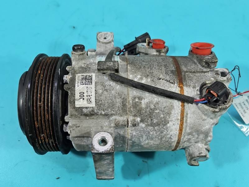Компресор кондиціонера Kia Ceed 97701J7000 — фото деталі 3