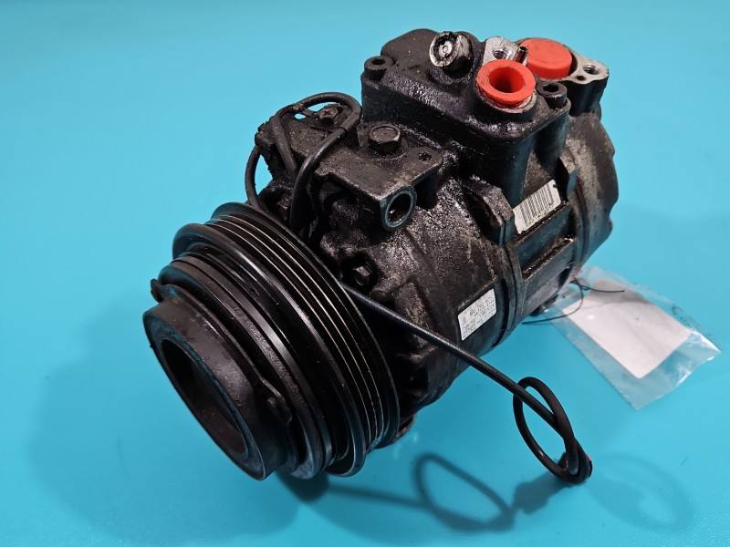 Компресор кондиціонера Audi A6 C5 4B0260805C