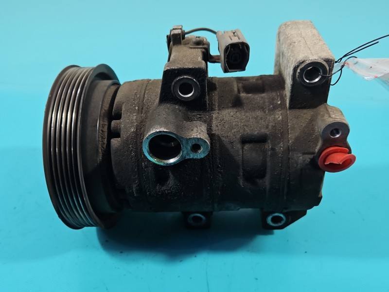 Компресор кондиціонера Mazda 6 Z0004400A — фото деталі 3