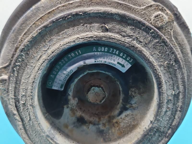 Компресор кондиціонера Mercedes Vito A0002302011 — фото деталі 4